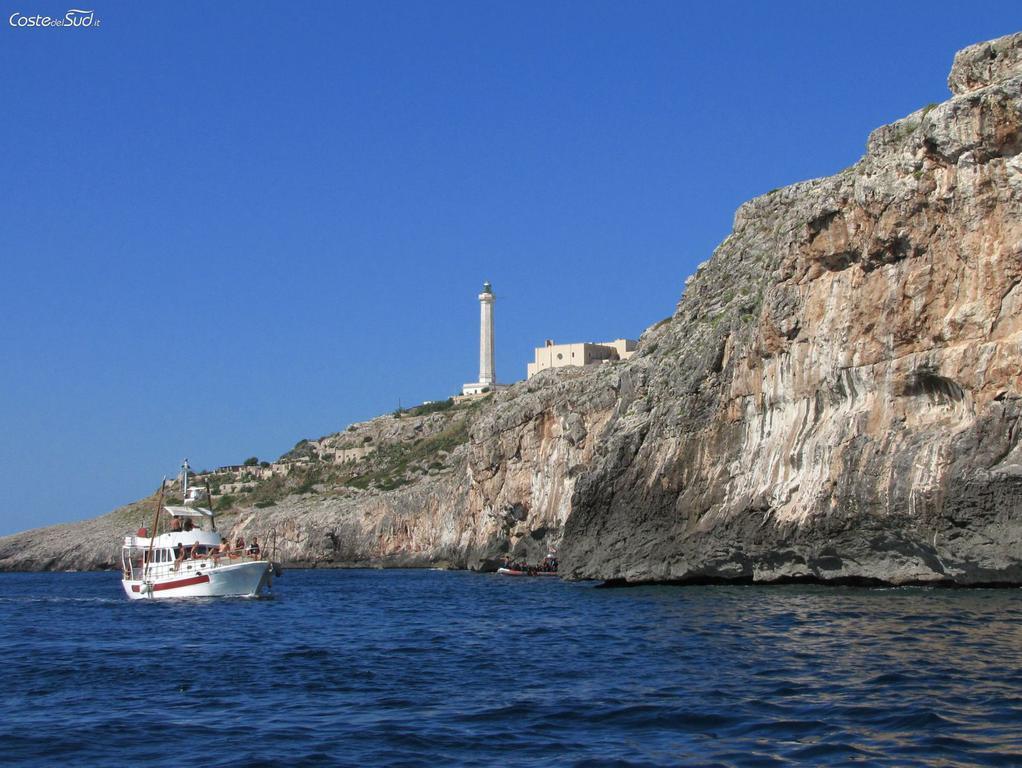 Villa Tina Ai Piedi Del Faro Di Leuca Santa Maria di Leuca Exterior photo