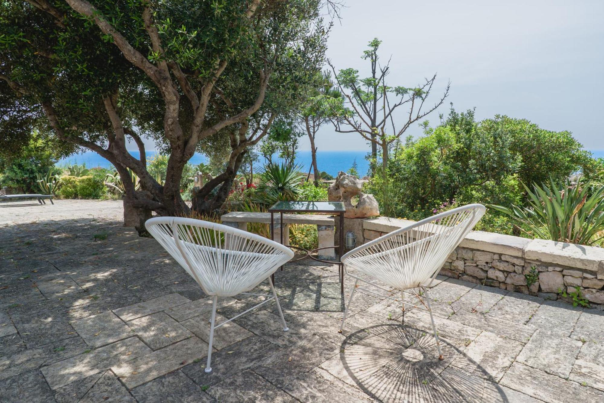 Villa Tina Ai Piedi Del Faro Di Leuca Santa Maria di Leuca Room photo